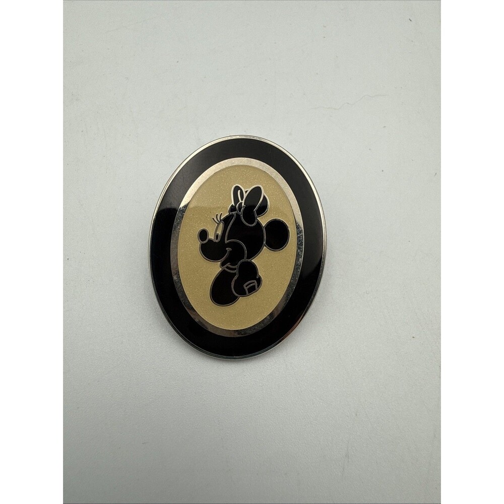 2010 Minnie Mouse, Silhouette Portrait Disney Parks Pin Trading Side Profile